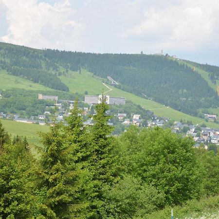 Nice Holiday Home In The Ore Mountains Only 500M From The Chairlift โลชนา โปด กลิโนฟเซม ภายนอก รูปภาพ