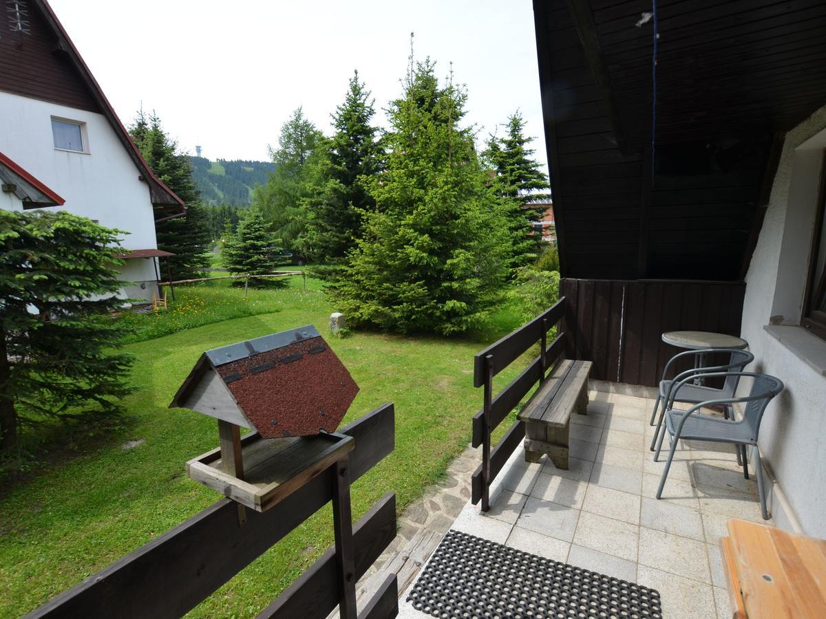 Nice Holiday Home In The Ore Mountains Only 500M From The Chairlift โลชนา โปด กลิโนฟเซม ภายนอก รูปภาพ